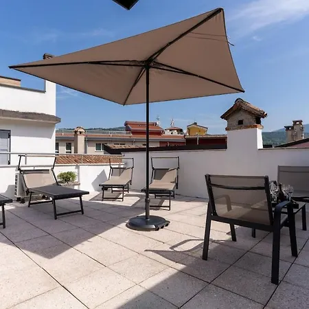Del Borgo A 2 Passi Dal Lago, Quite Appartement